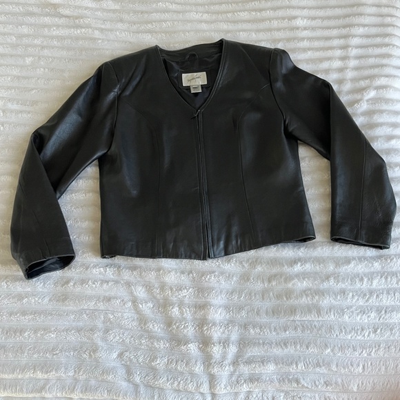 JACQUELINE FARRAR Black Leather Jacket and Skirt EUC - Picture 5 of 16